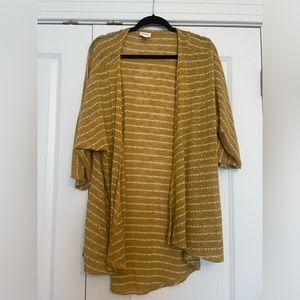 Lularoe Lindsey. Size medium.